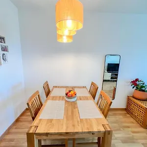 https://bright-apartment-with-terrace-pool-and-beach.1costadelsol.com